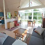 Four-bedroom In Holiday home