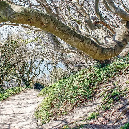 Four-bedroom In 펜션