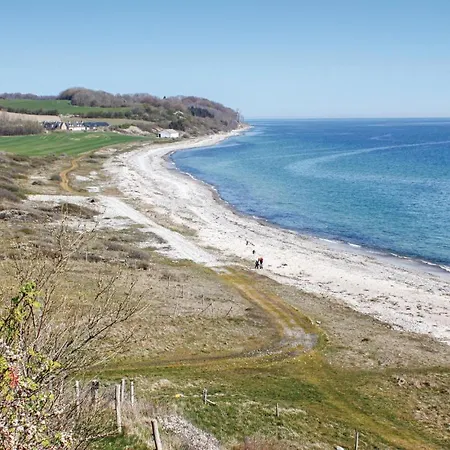 펜션 Four-bedroom In