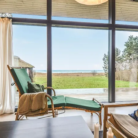 Four-bedroom In Ebeltoft