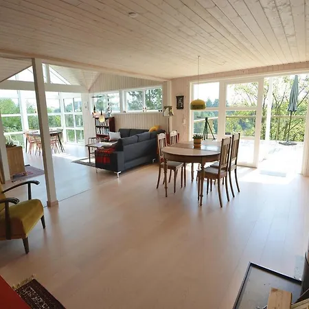 Four-bedroom In 에벨토프트